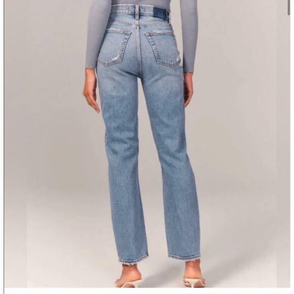 Abercrombie & Fitch The Dad Jean High Rise Straight Leg Curve Love Jeans 2 Long - Picture 2 of 8